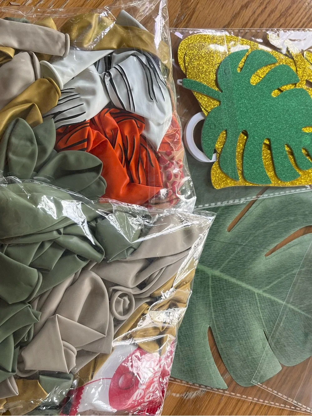 NEW Wild One Jungle Safari First Birthday Party Decorations - 🌼